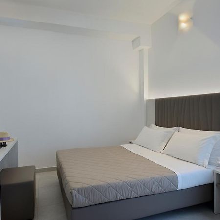 Hotel Aurora Misano Adriatico Esterno foto