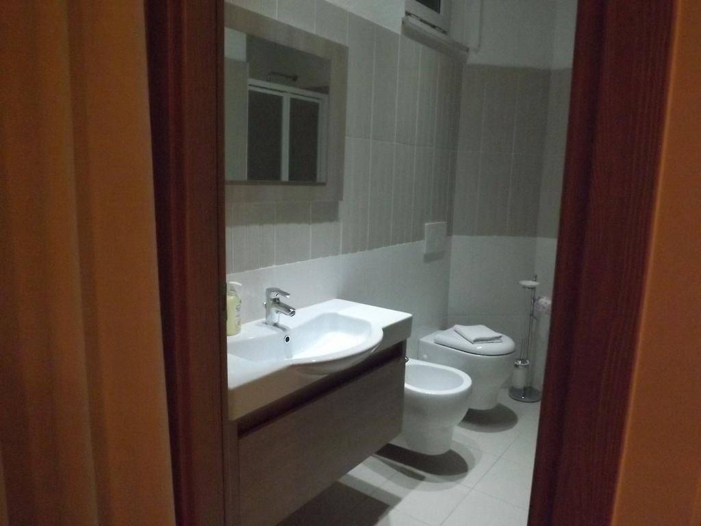 Hotel Aurora Misano Adriatico Camera foto